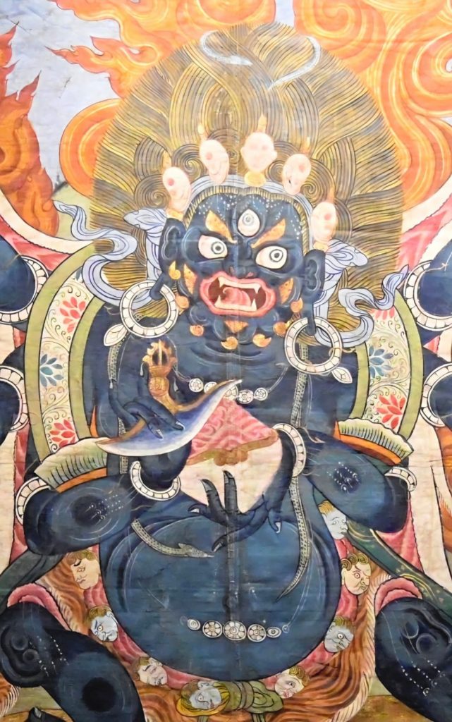 六臂黑瑪哈嘎拉局部，忿怒尊標配